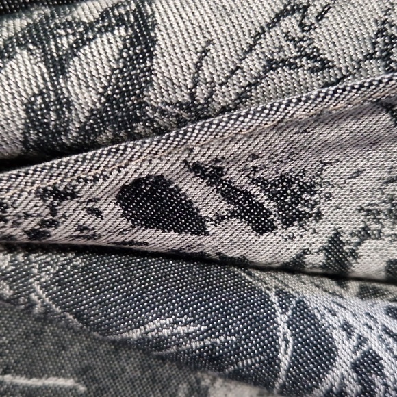 Large cotton scarf/wrap - Picture 4 of 4